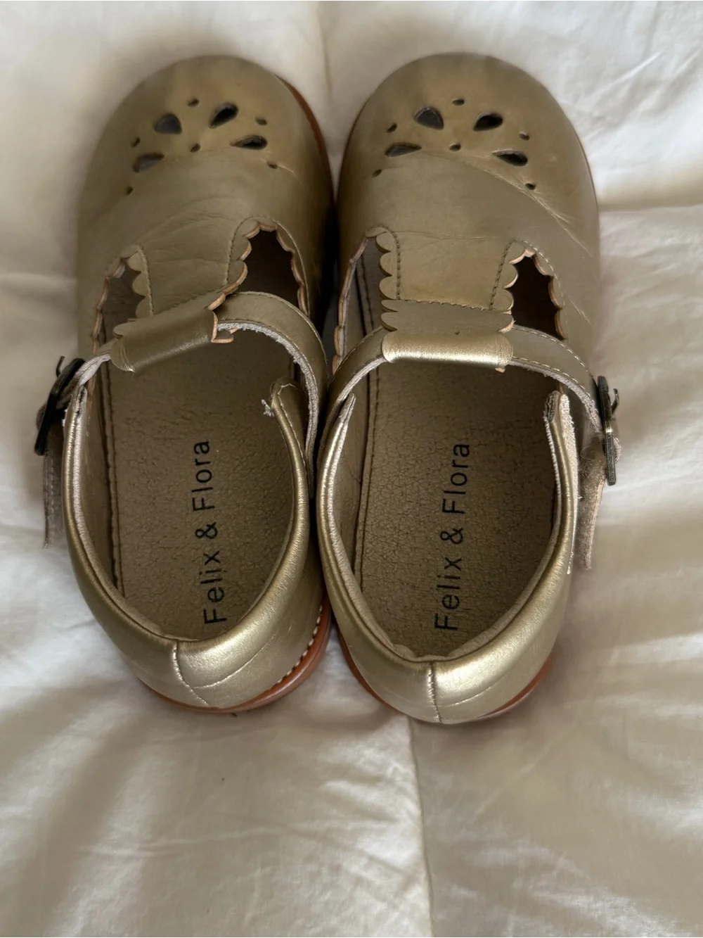 Felix & Flora | Girls' Gold T-Strap Dress Shoes | Toddler Size 10